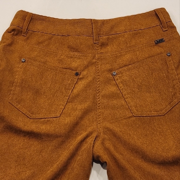 Mariloup Wolfe camel corduroy flare pants - Picture 3 of 6